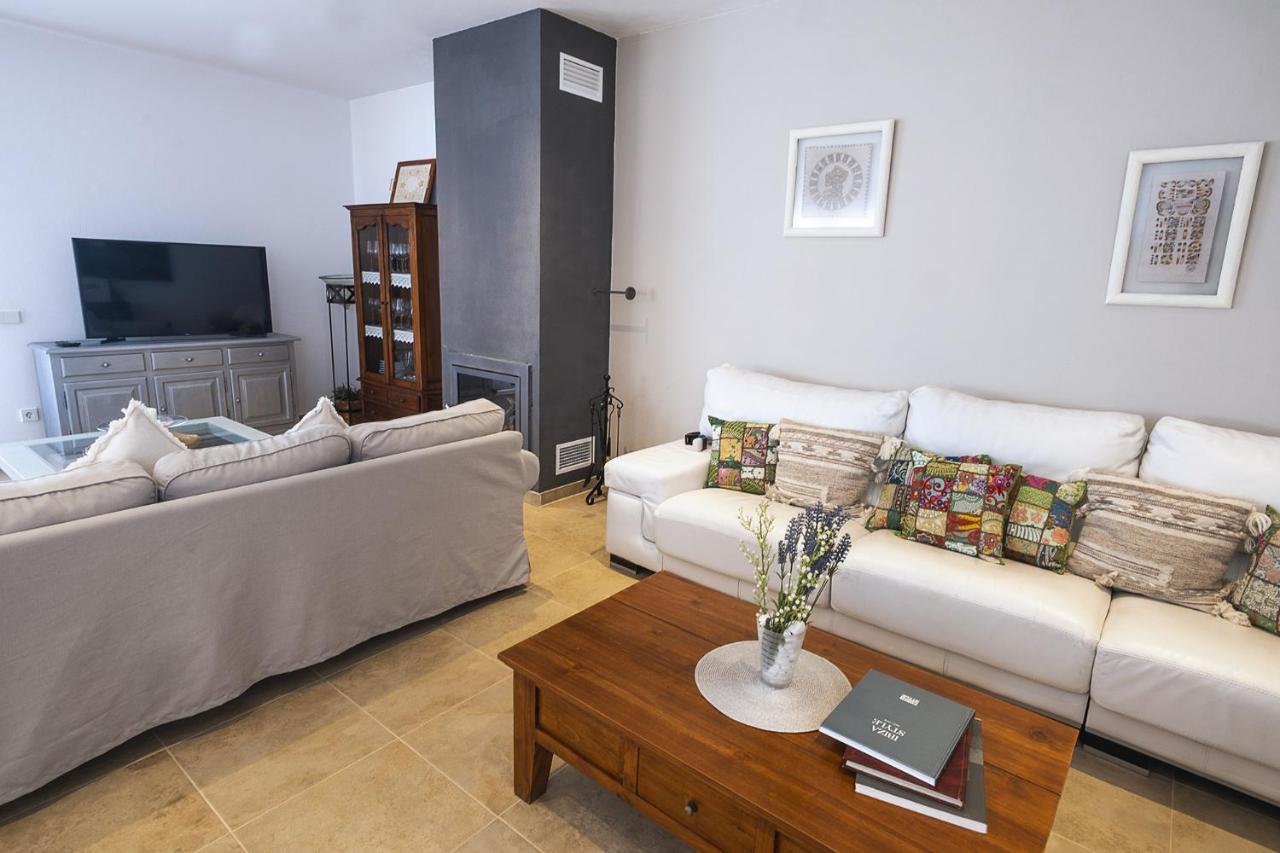 Villa Raco De Sa Vinyeta Sant Llorenc de Balafia Eksteriør billede